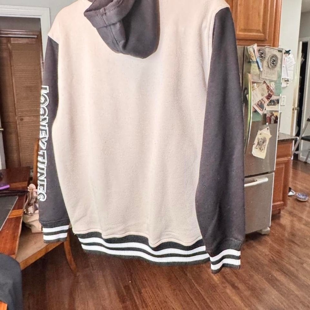 Looney Tunes‎ Bugs Bunny Varsity Jacket Kids XL 18-20 Black White Retro - Picture 4 of 8
